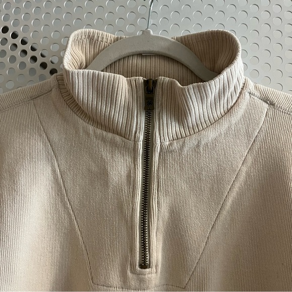 Tommy Bahama 1/4 Zip Sweater Pullover Style Size Small in Vanilla Cream - Picture 3 of 10